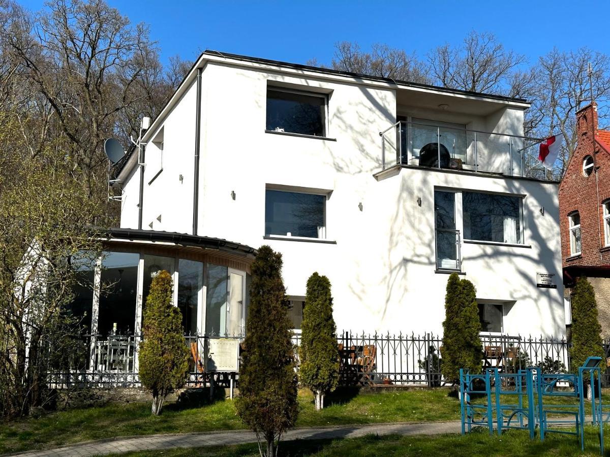 Pensjonat Jagoda B&B Miedzyzdroje Kültér fotó